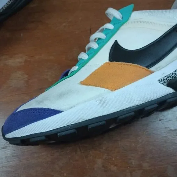 Nike Air Max Pre-Day SE Safari Women's 8.5 White Red Sneakers DH5111-100 - Picture 15 of 16